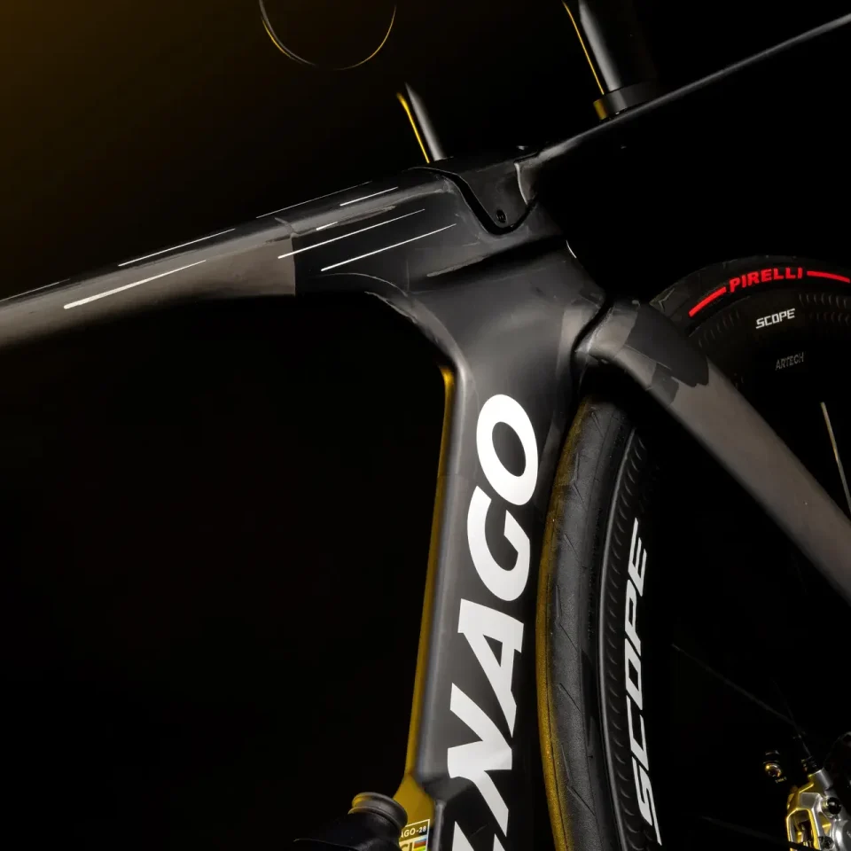 D&eacute;tail cadre Colnago