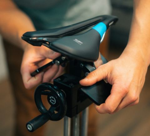 D&eacute;tail selle et capteur v&eacute;lo